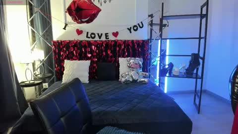 Snapshot of candykimmy chatting on 02-09-26, 12:36 Sofia online show from 02-09-26, 12:36