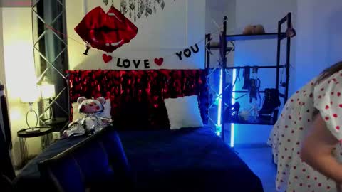 Snapshot of candykimmy chatting on 02-16-26, 12:40 Sofia online show from 02-16-26, 12:40