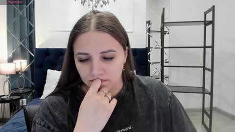 Snapshot of candykimmy chatting on 03-13-26, 03:35 Sofia online show from 03-13-26, 03:35