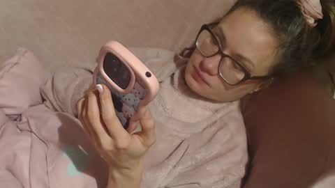 say meow and send tip  online show from 01-18-26, 03:10