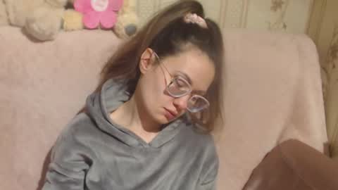 say meow and send tip  online show from 03-19-26, 01:15