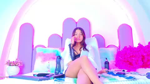Candy online show from 05-01-26, 07:29