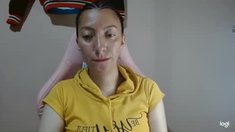 Snapshot of candymilfff chatting on 03-15-26, 02:28 candymilfff online show from 03-15-26, 02:28