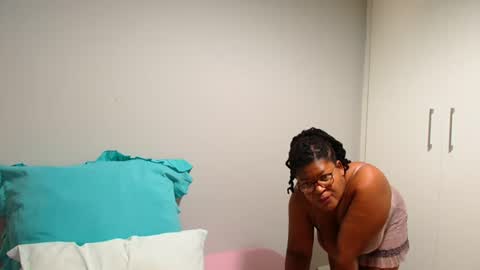 candyyumsaerolaxx online show from 07-07-26, 06:05