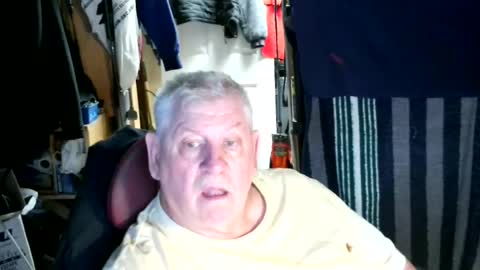 canoelicker69 online show from 07-09-26, 07:07