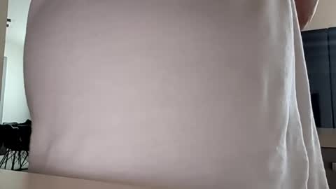 Snapshot of capo18877 chatting on 05-30-26, 08:00 capo18877 online show from 05-30-26, 08:00