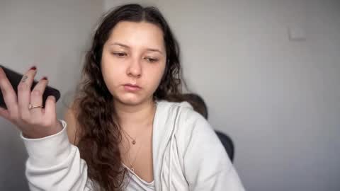 Emma online show from 01-08-26, 09:00