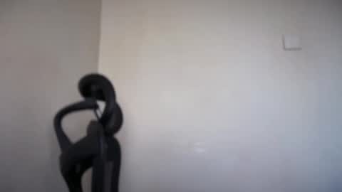 Emma online show from 03-09-26, 06:39