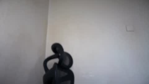 Snapshot of cappuccinokiss chatting on 07-14-26, 06:07 Emma online show from 07-14-26, 06:07