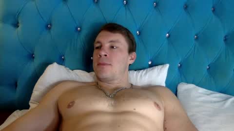 follow my twitter  online show from 04-08-26, 07:08