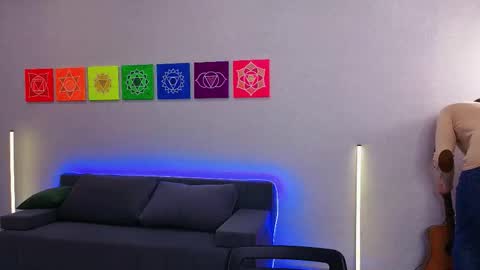 David online show from 12-23-25, 06:11