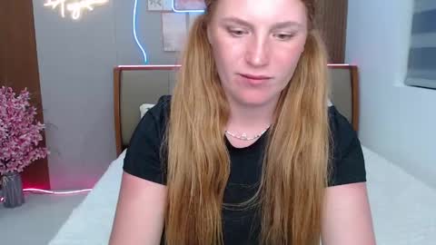 Lana online show from 04-08-26, 01:33