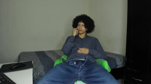 Carlos and Cristian  online show from 02-02-26, 03:05