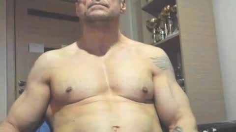 Laz online show from 05-31-26, 01:03