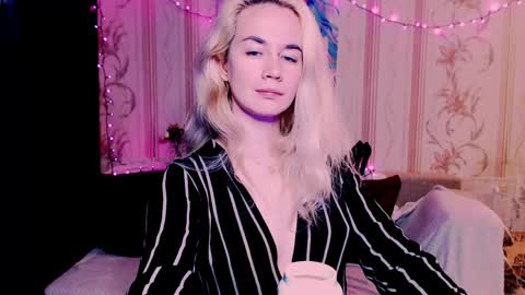 Carin online show from 05-16-26, 07:34