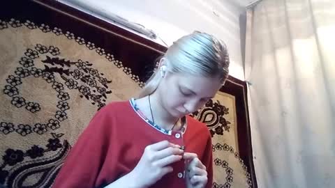 Snapshot of carissaalderson chatting on 05-07-26, 02:50 Kira online show from 05-07-26, 02:50