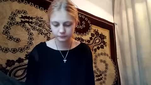 Snapshot of carissaalderson chatting on 05-21-26, 02:18 Kira online show from 05-21-26, 02:18