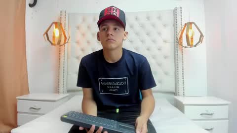 CARL online show from 06-08-26, 02:17
