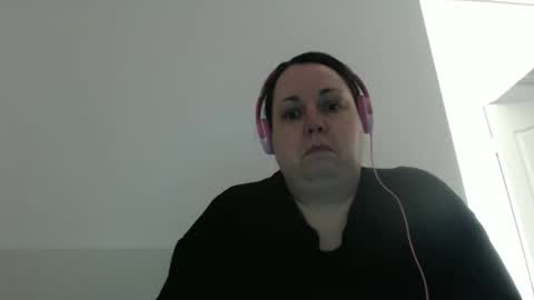 Snapshot of carlaruth chatting on 02-02-26, 04:27 Carlaruth online show from 02-02-26, 04:27