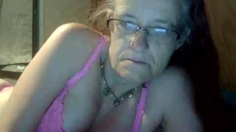 carleeswoman08 online show from 03-24-26, 11:26