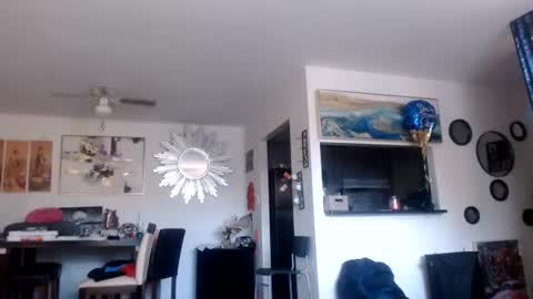 Snapshot of carliecreams chatting on 07-01-26, 09:47 Carlie online show from 07-01-26, 09:47
