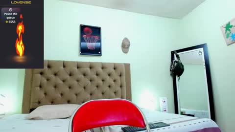 Snapshot of carloshero69 chatting on 02-22-26, 06:28 carloshero69 online show from 02-22-26, 06:28