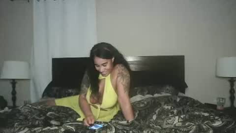 Snapshot of carmen_savage chatting on 06-20-26, 06:05 Carmen Savage online show from 06-20-26, 06:05