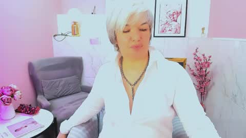 Carmen online show from 04-07-26, 10:53