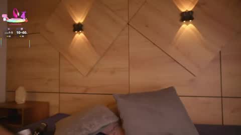 caro_sanchezz online show from 04-01-26, 12:17