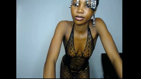 caroline online show from 05-16-26, 05:04