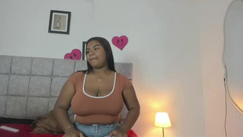 carolina_smith72 online show from 03-31-26, 04:40