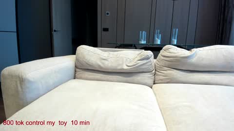 Lina.I will online 1 December   online show from 12-14-24, 12:12