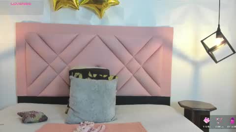 caroline daring online show from 07-09-26, 12:42