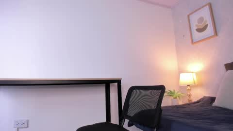  Caroline  online show from 05-28-26, 11:29