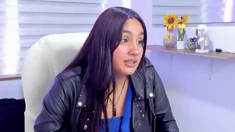 caroline_rodriguez_9 online show from 04-06-26, 06:53