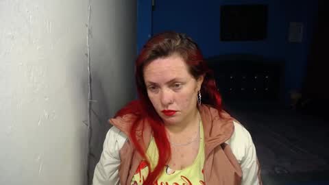 Carolinhe  online show from 02-12-26, 08:04