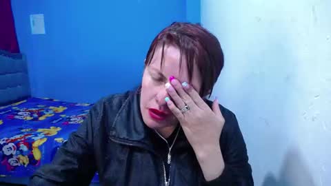 Snapshot of carolinhe_ chatting on 06-29-26, 09:59 Carolinhe online show from 06-29-26, 09:59