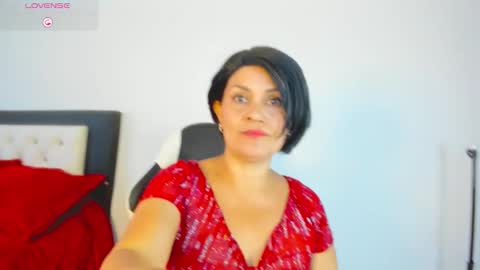 Snapshot of carolinnefiotti chatting on 01-08-26, 04:53 CarolinneFiotti online show from 01-08-26, 04:53