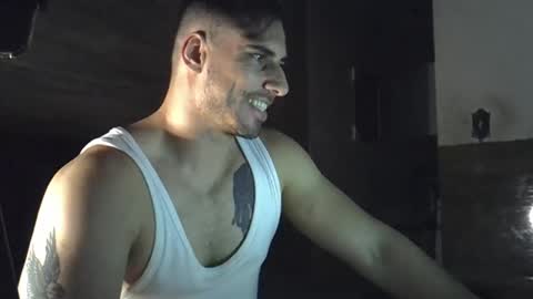 Snapshot of carvandy chatting on 02-10-26, 01:21 carvandy online show from 02-10-26, 01:21