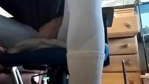 Snapshot of caryb chatting on 01-10-25, 06:38 caryb online show from 01-10-25, 06:38