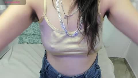 Snapshot of casey_james_ chatting on 04-02-26, 04:10 CASEY online show from 04-02-26, 04:10