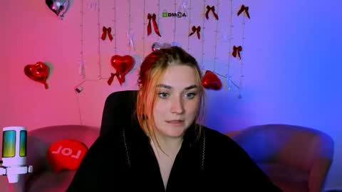 casey_meow_ online show from 05-19-26, 08:53