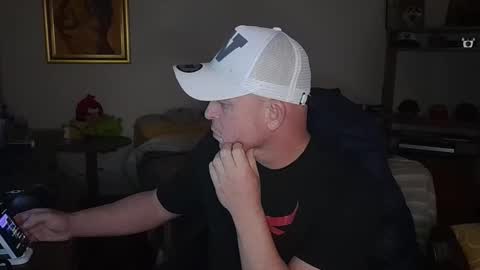 Cash Alpha Male online show from 09-09-25, 02:55