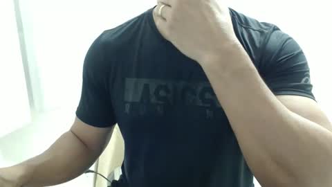 cashmastermuscle77 online show from 06-01-26, 12:56