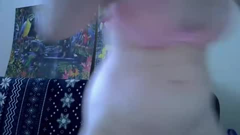 Cassandra online show from 04-23-26, 01:24