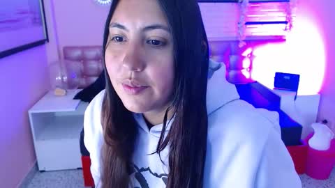 573215024606 online show from 11-24-25, 07:57