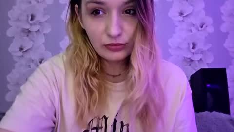 Snapshot of cassandratate chatting on 07-02-26, 01:50 Casey Chris online show from 07-02-26, 01:50