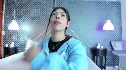 cassie_bloom online show from 06-15-26, 07:38