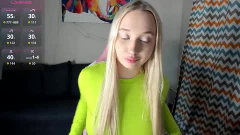 Cassie Rosss online show from 03-19-26, 01:48