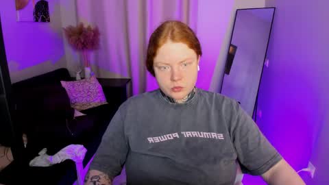 Snapshot of cassie_xkiss chatting on 04-05-26, 08:39 Cassie online show from 04-05-26, 08:39